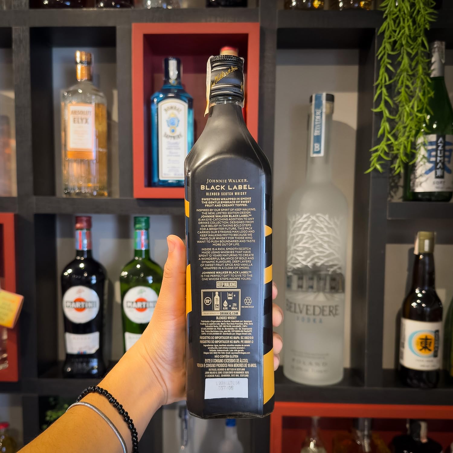 Whisky Edição Limitada Johnnie Walker Black Label 750ml | Amazon